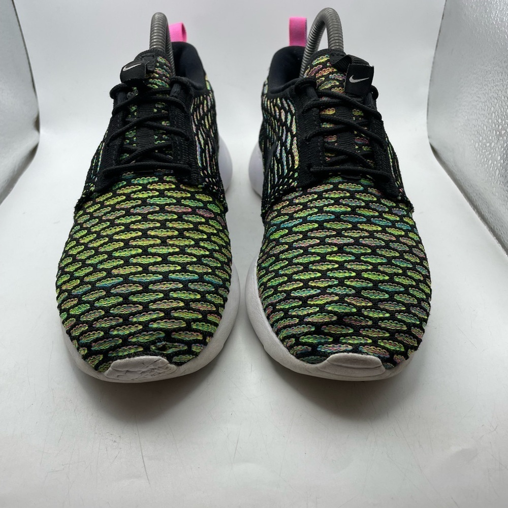 Nike ID Roshe Flyknit Mercurial women’s Black and Green Sneakers size 7.5 - Picture 4 of 9